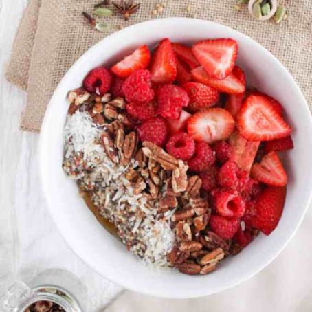 CHAI QUINOA BREAKFAST BOWL